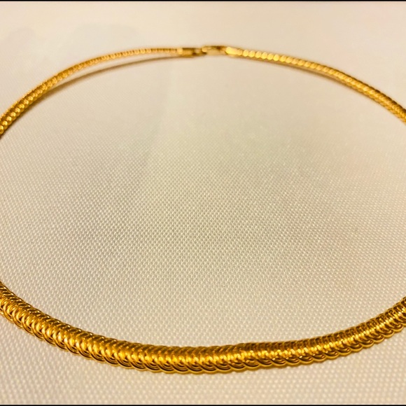 Gold plated Choker Necklace - Picture 4 of 8